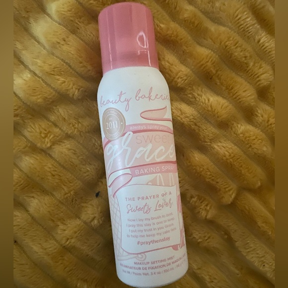 NIB Beauty Bakerie Setting Spray - Picture 3 of 3